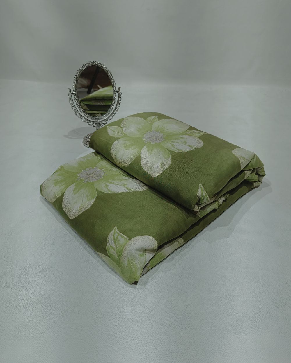 Printed Muslin (Foil) Mehandi Colour 42 Inches Width