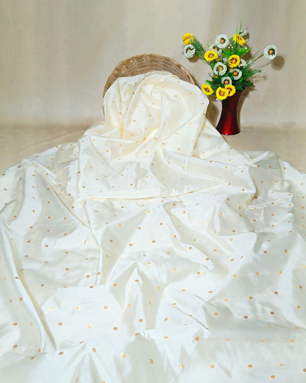 Taffeta Work Cream Colour 60 Inches Width