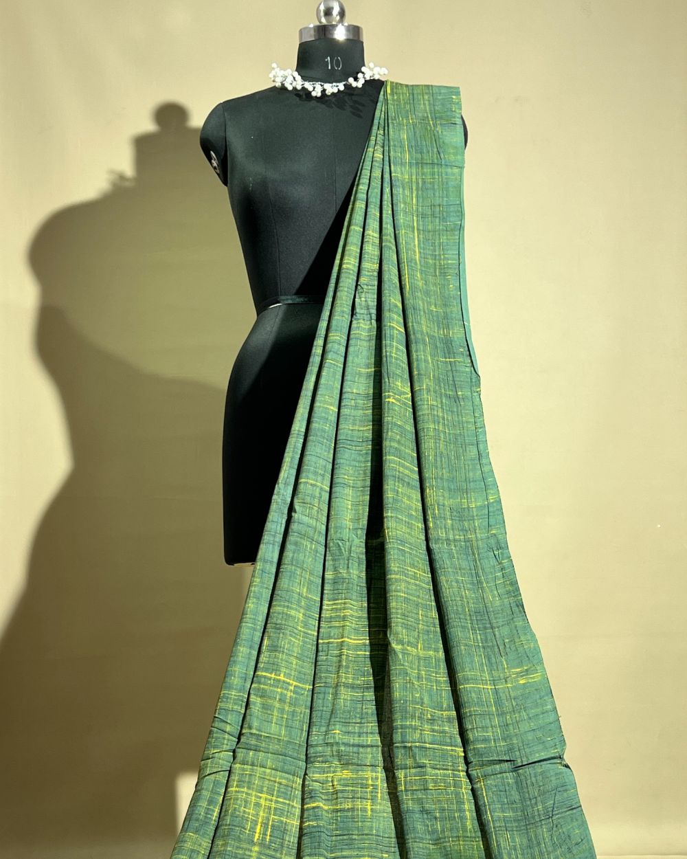 Cotton Brush Batik Plain Green Colour 44 Inches Width