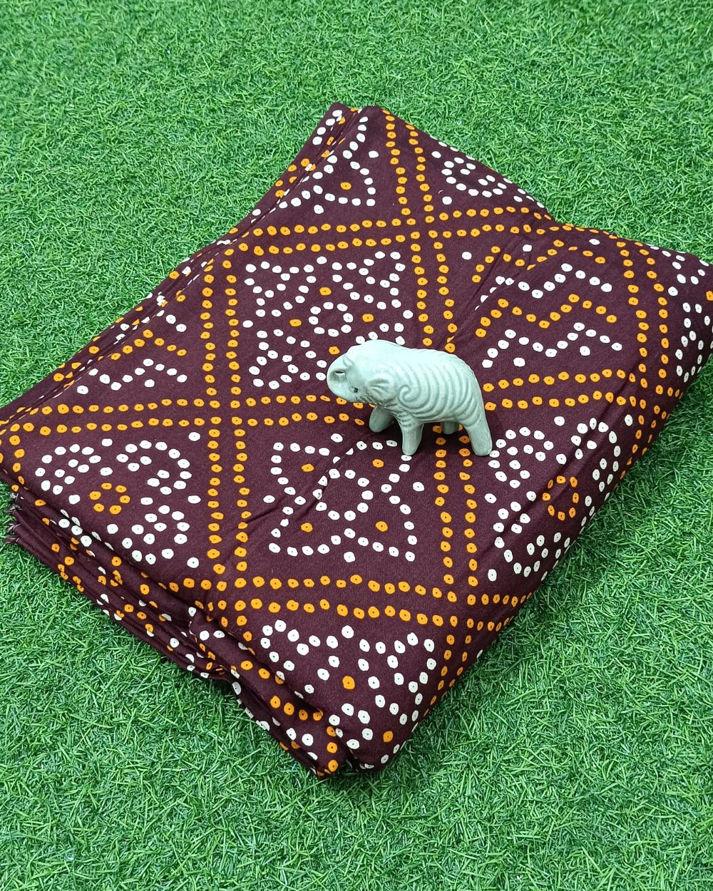 Rayon Bandhani Print Brown Colour 42 Inches Width