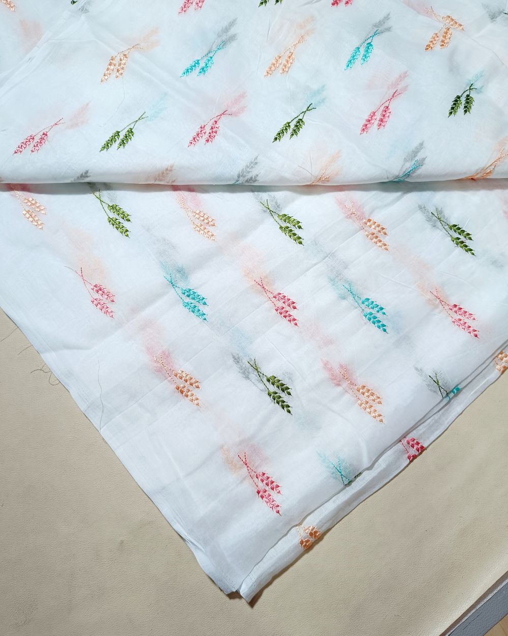 Mal Cotton with Thread Work White Colour 40 Inches Width