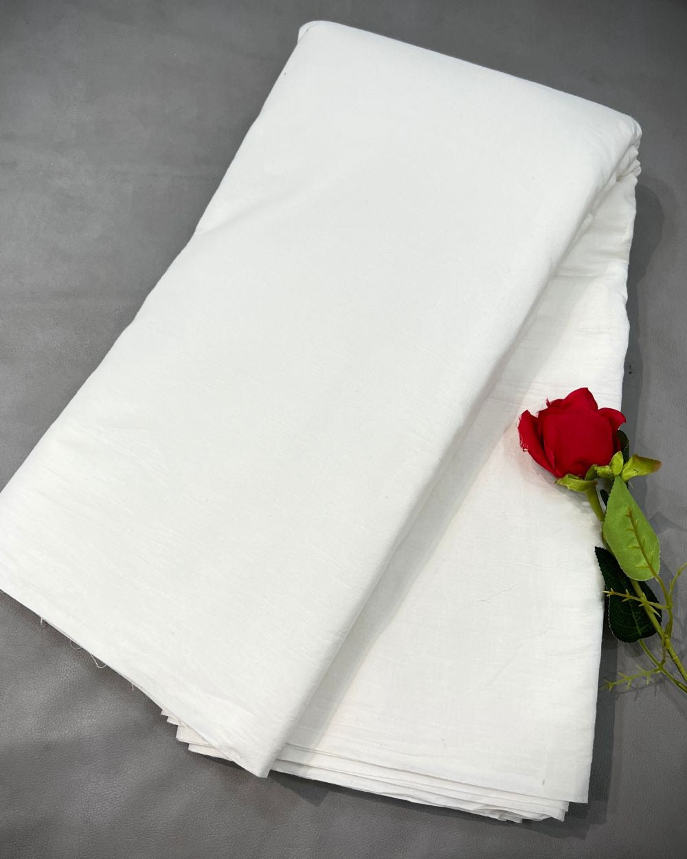 Plain Kora Cotton White Colour 42 Inches Width