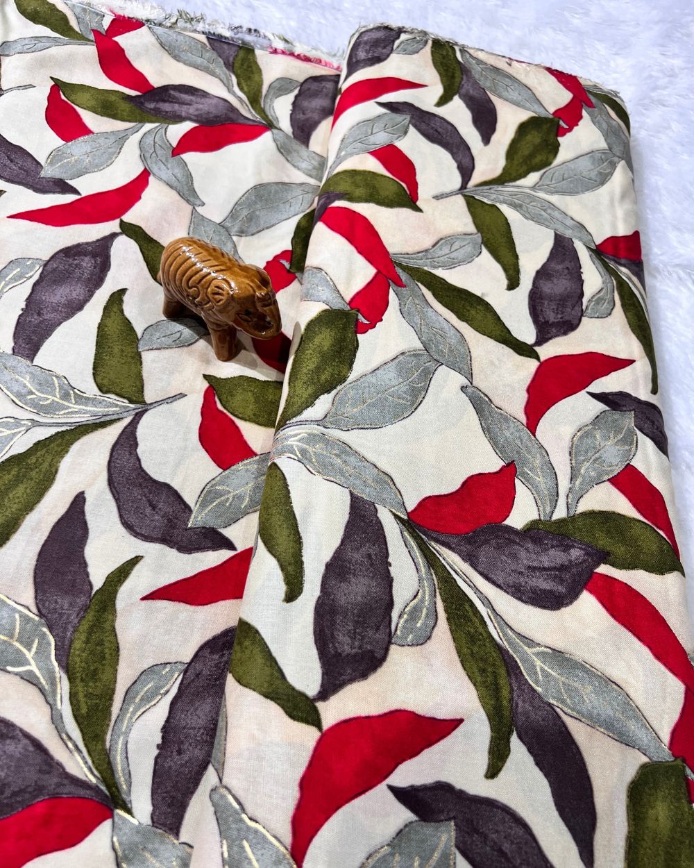 Rayon Foil Print Off White Colour 44 Inches Width