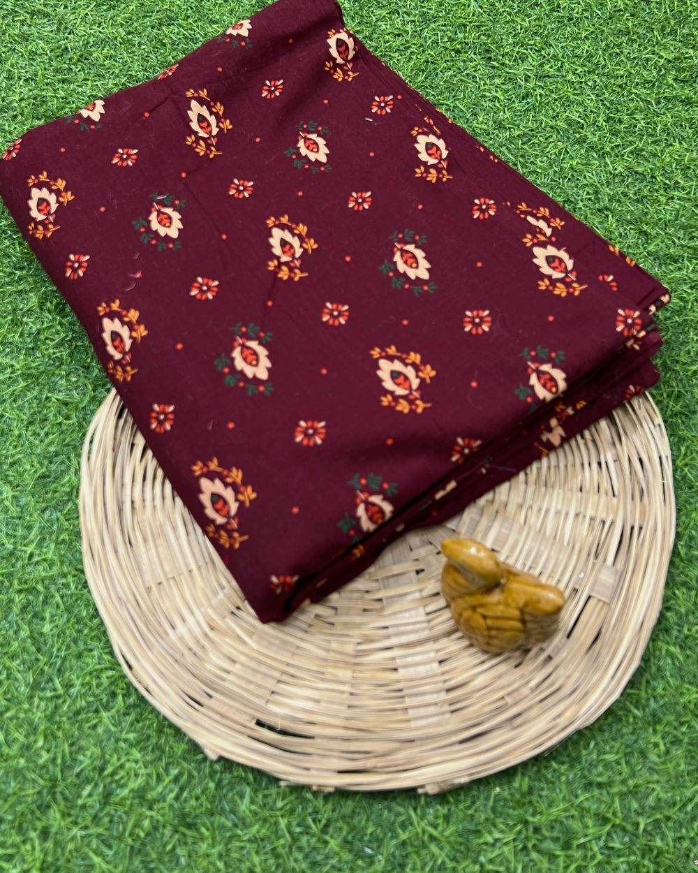 Gujari Print Cotton Maroon Colour 41 Inches Width