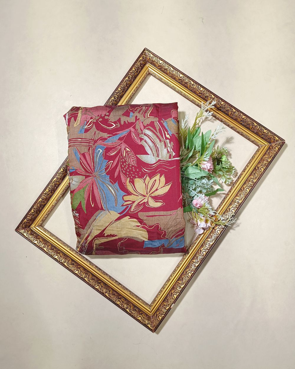 Printed Muslin (Foil) Maroon Colour 44 Inches Width