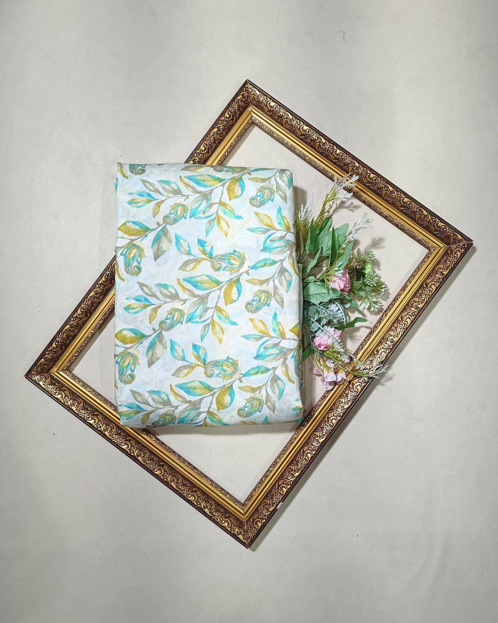 Printed Muslin (Foil) Off White Colour 44 Inches Width