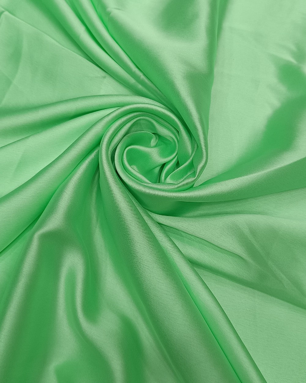 Plain Japan Satin Pista Colour 42 Inches Width
