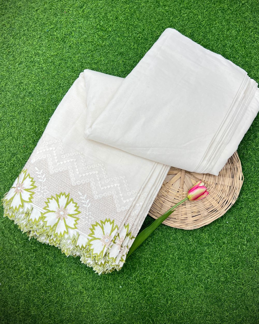 Kora Cotton with Cut Work Border Mehandi Green Colour 42 Inches Width