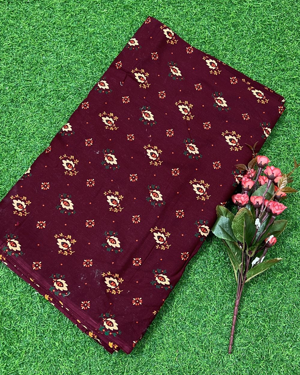 Gujari Print Cotton Maroon Colour 41 Inches Width