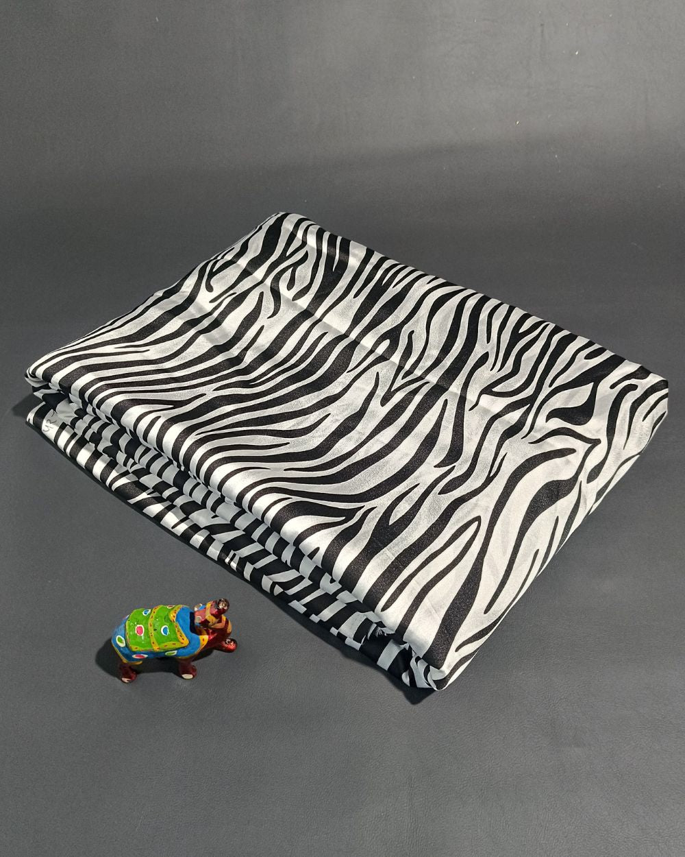 Printed Satin Black & White Colour 44 Inches Width