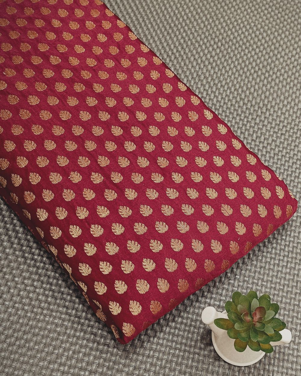 Banarasi Maroon Colour 42 Inches Width