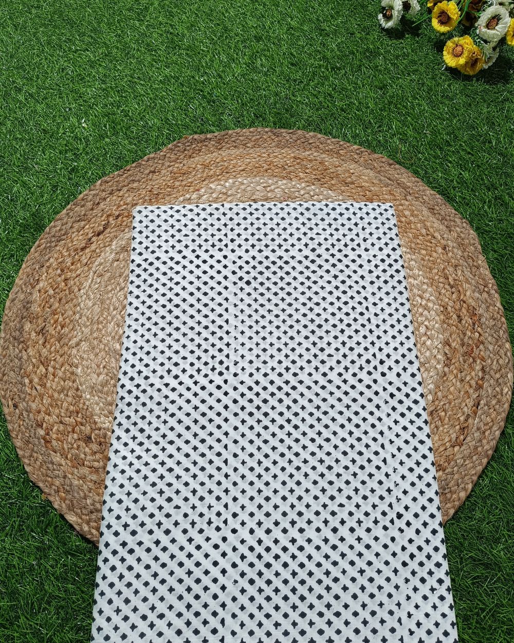 Hand Block Printed Cotton Jaipuri White Colour 44 Inches Width