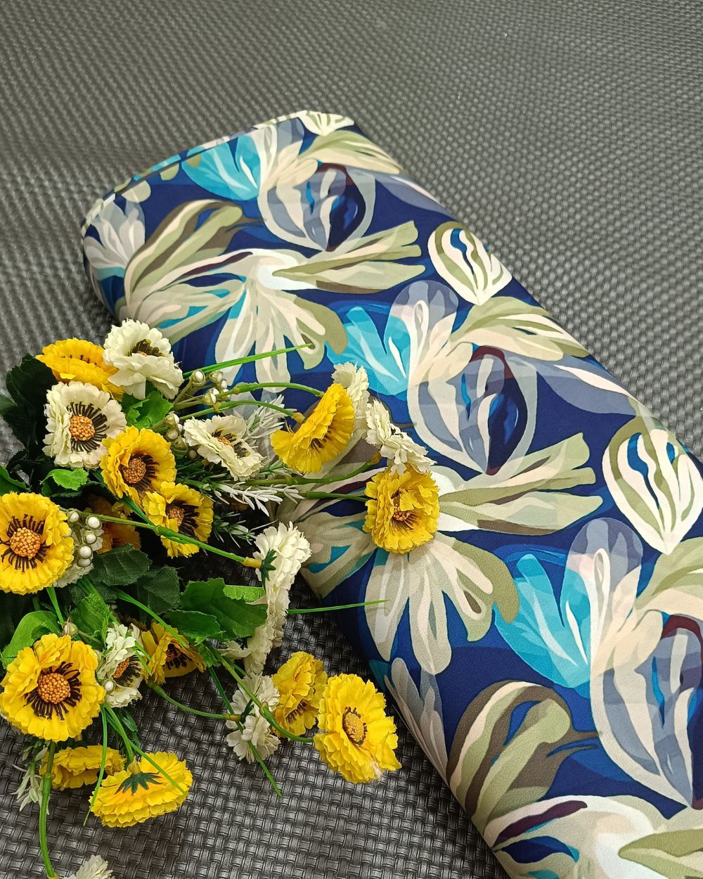 Printed Fiona Navy Blue Colour 44 Inches Width