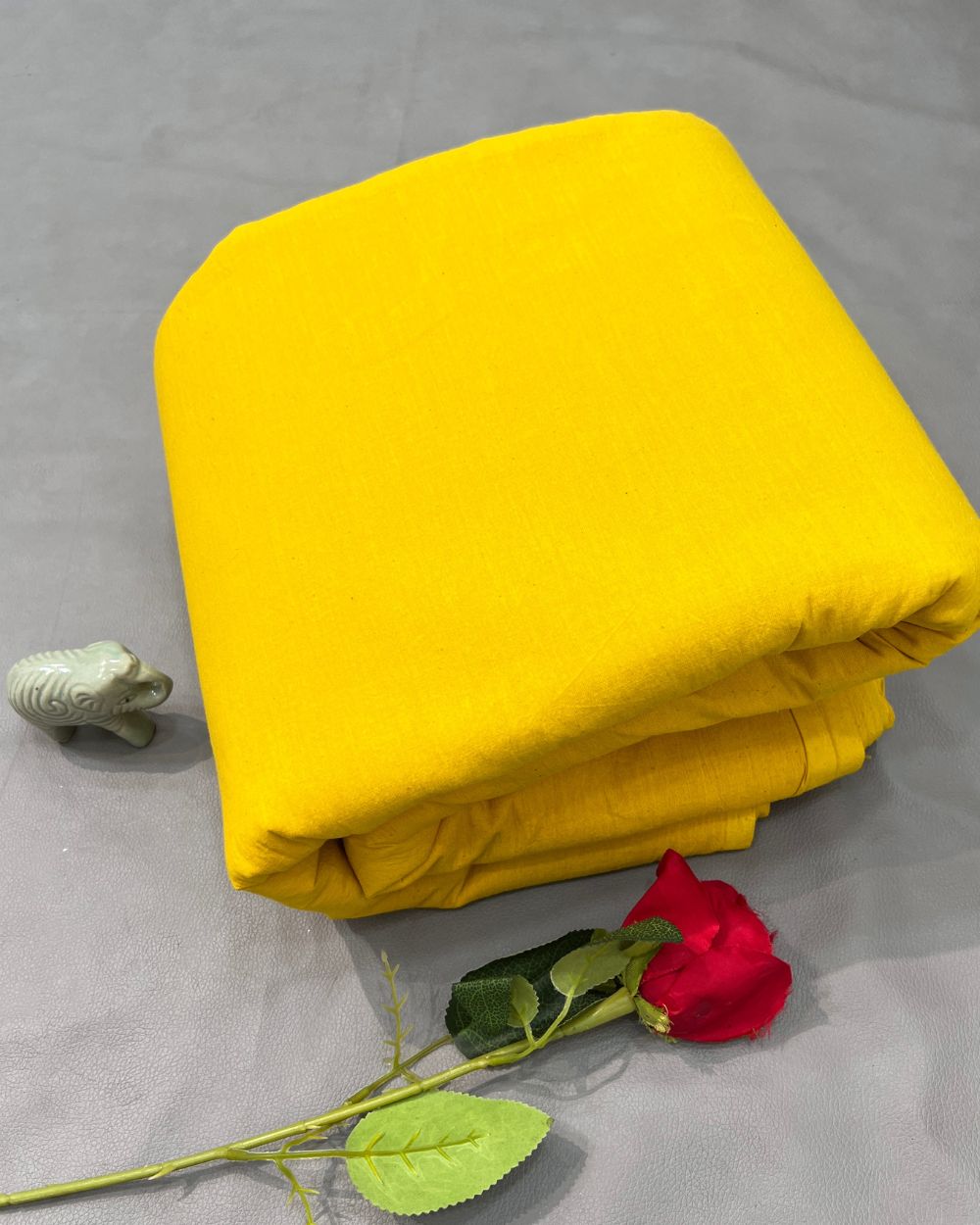 Plain Kora Cotton Yellow Colour 42 Inches Width