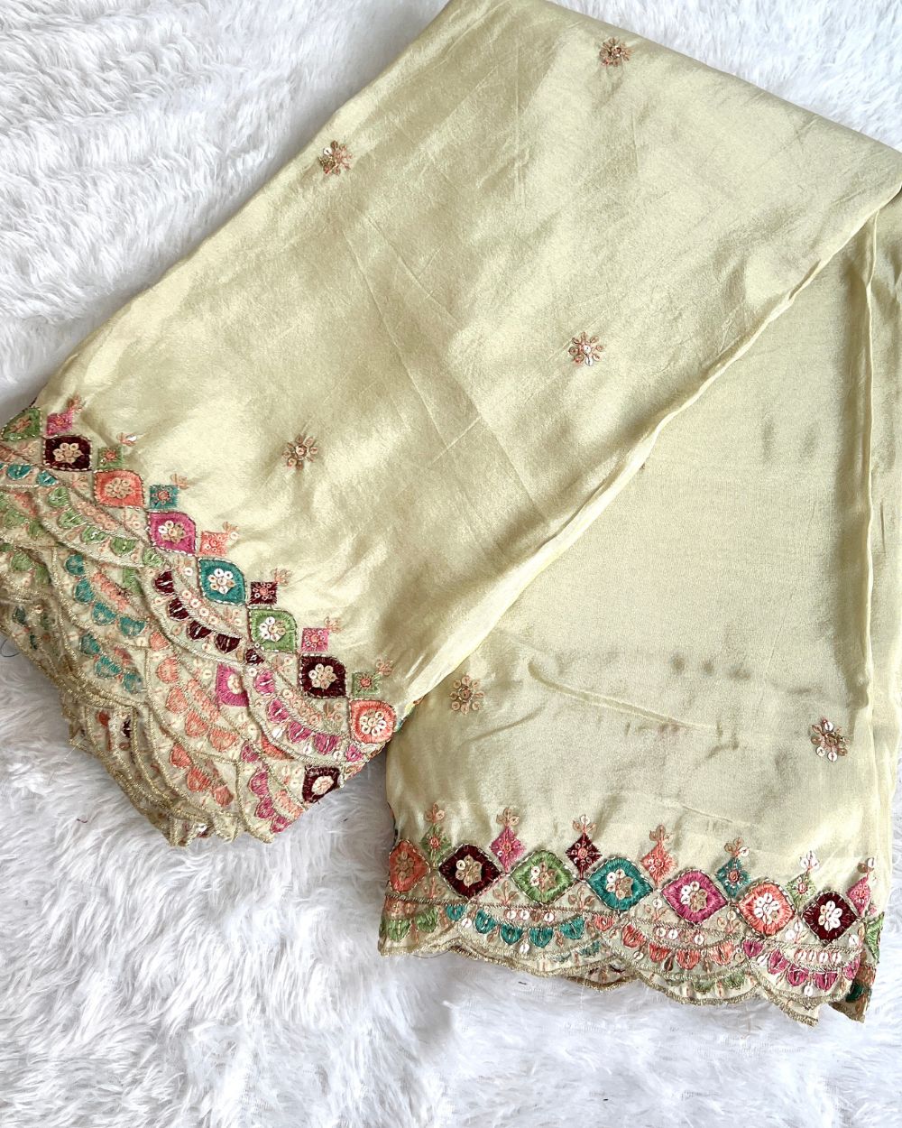 Cosmos Dupatta with Cutwork Border Golden Colour 40 Inches Width