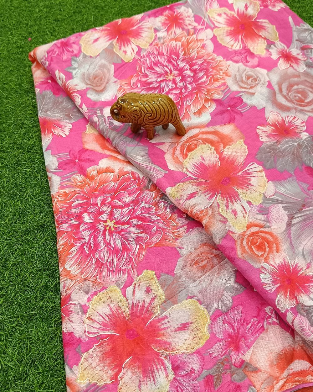 Mal Cotton Foil Print Pink Colour 44 Inches Width