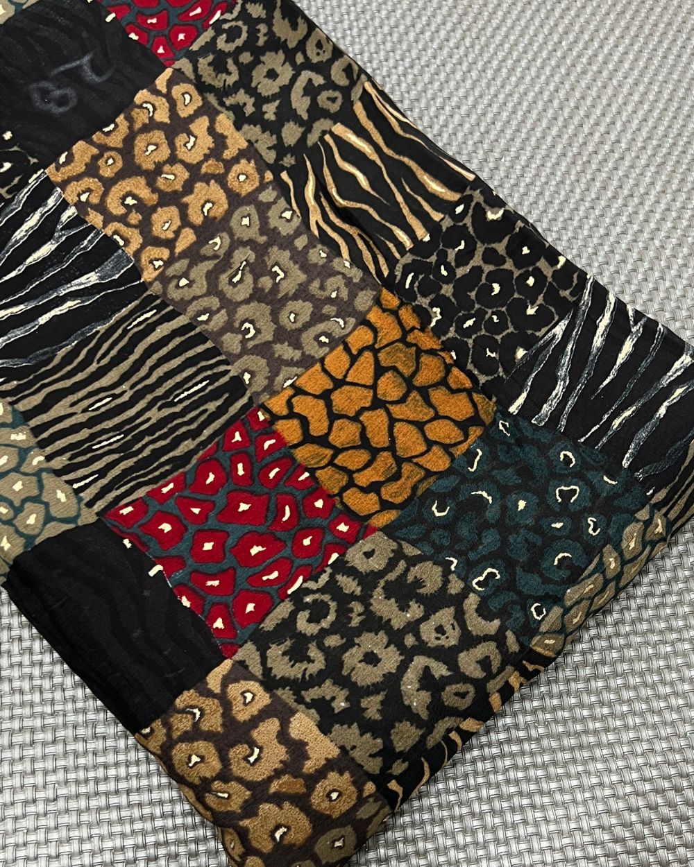 Printed Chinnon Multicolor 42 Inches Width