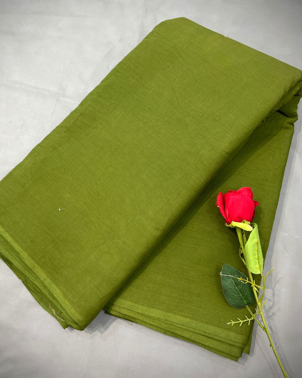 Plain Kora Cotton Mehandi Green Colour 42 Inches Width