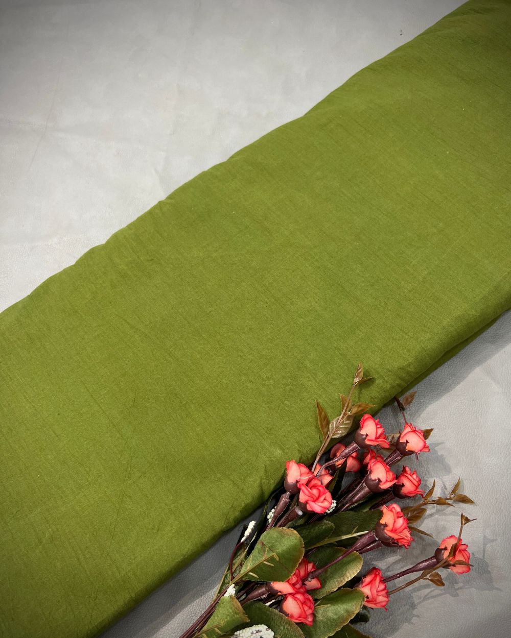 Plain Kora Cotton Mehandi Green Colour 42 Inches Width