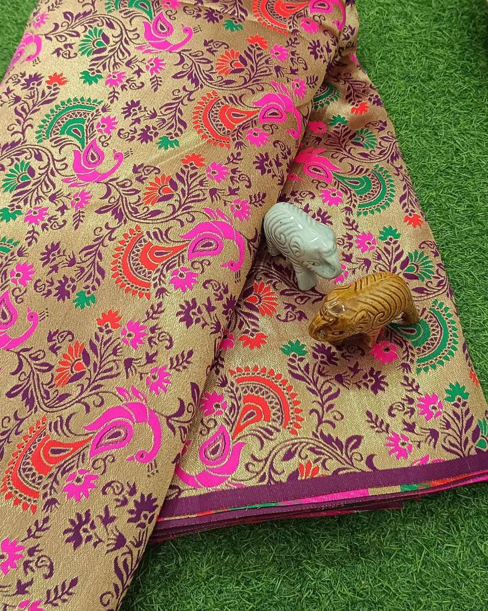 Jacquard Brocade Paithani Multicolor 44 Inches Width