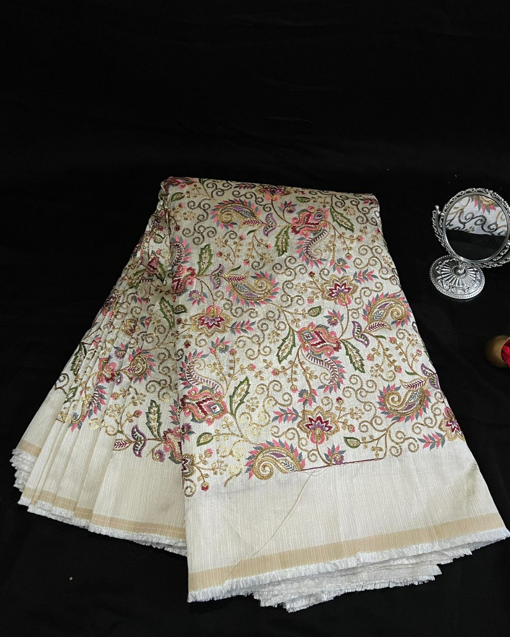 Mulberry Work Pearl White (Multicolor) 44 Inches Width