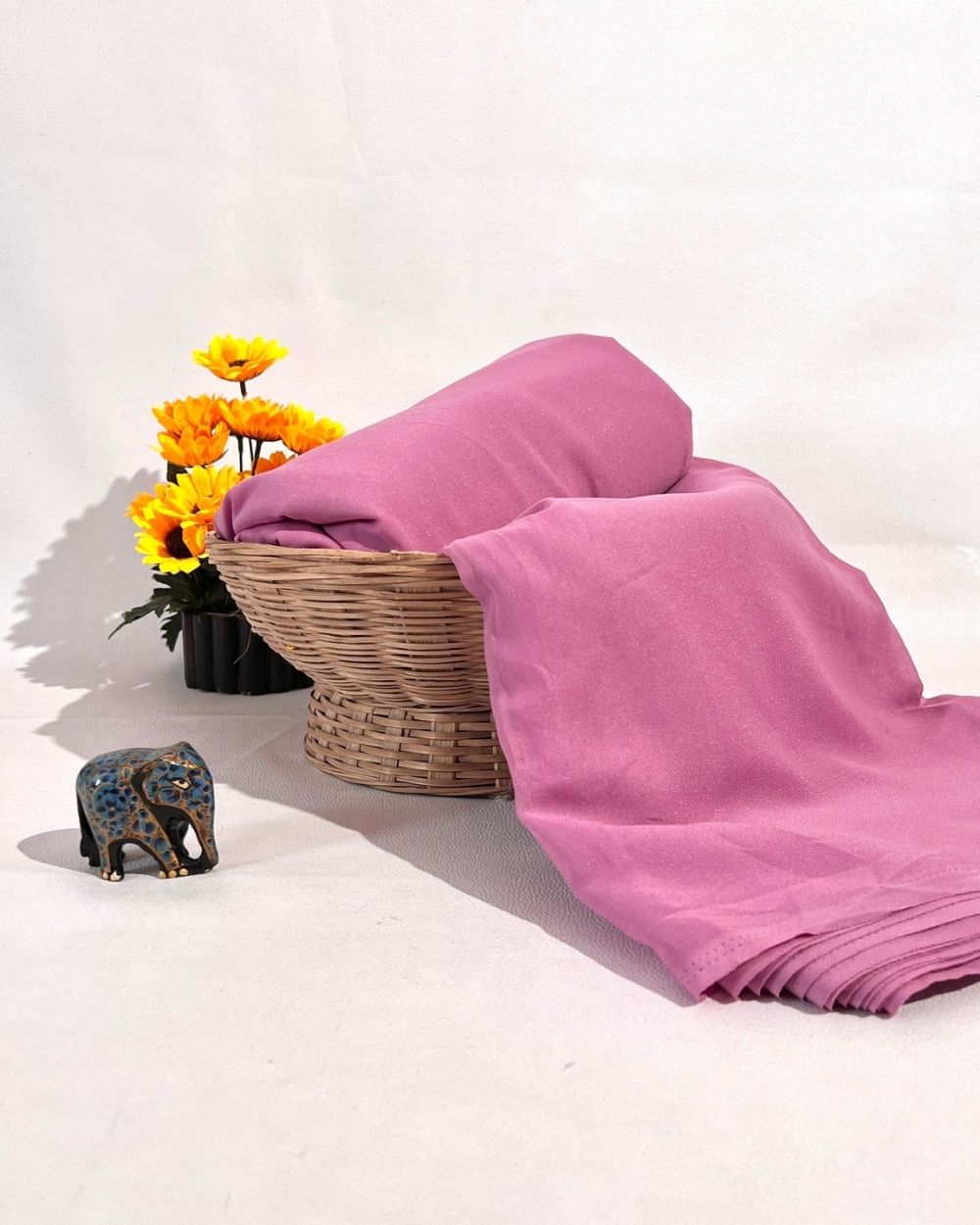 Plain Star Georgette Lavender Pink Colour 44 Inches Width