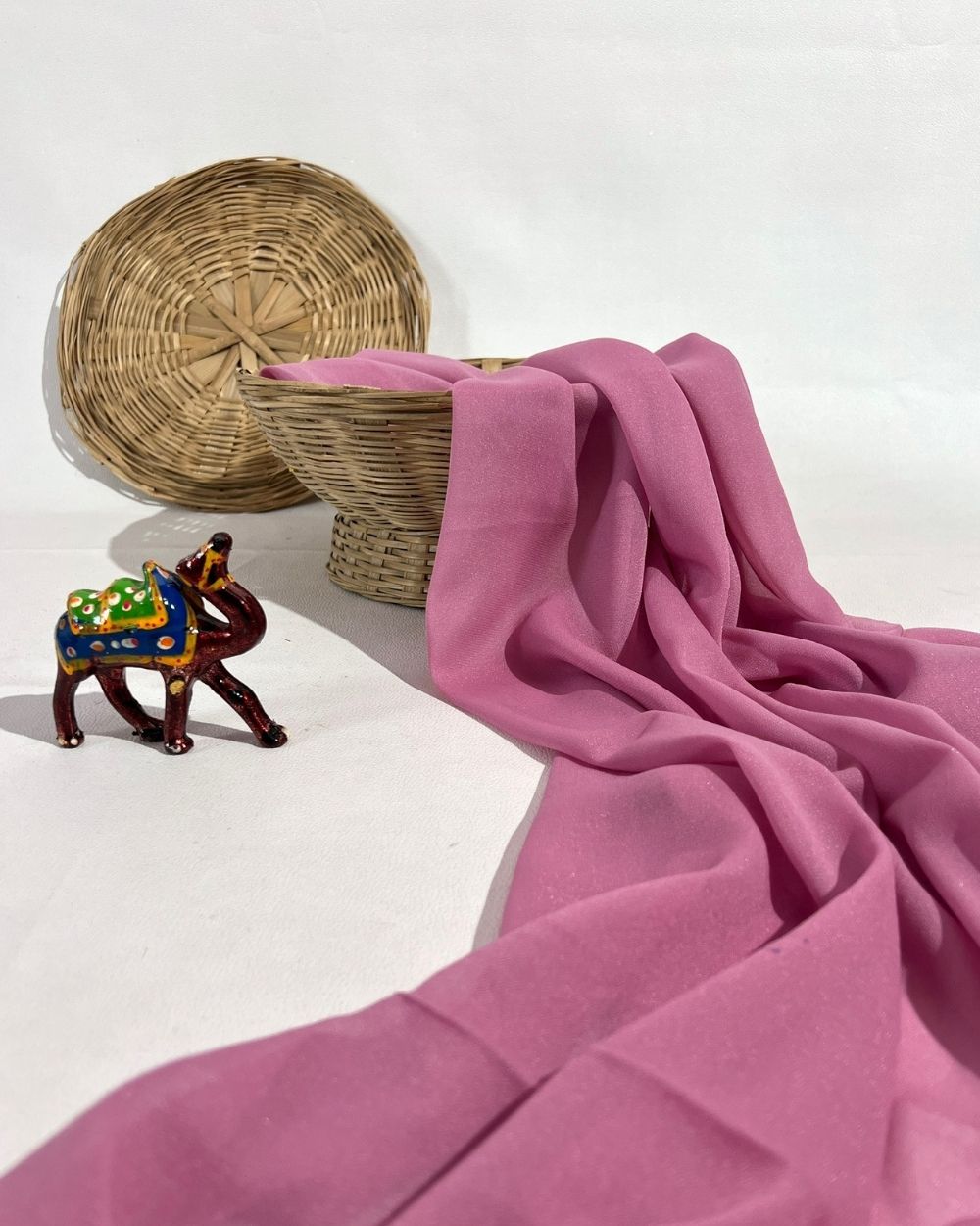 Plain Star Georgette Lavender Pink Colour 44 Inches Width