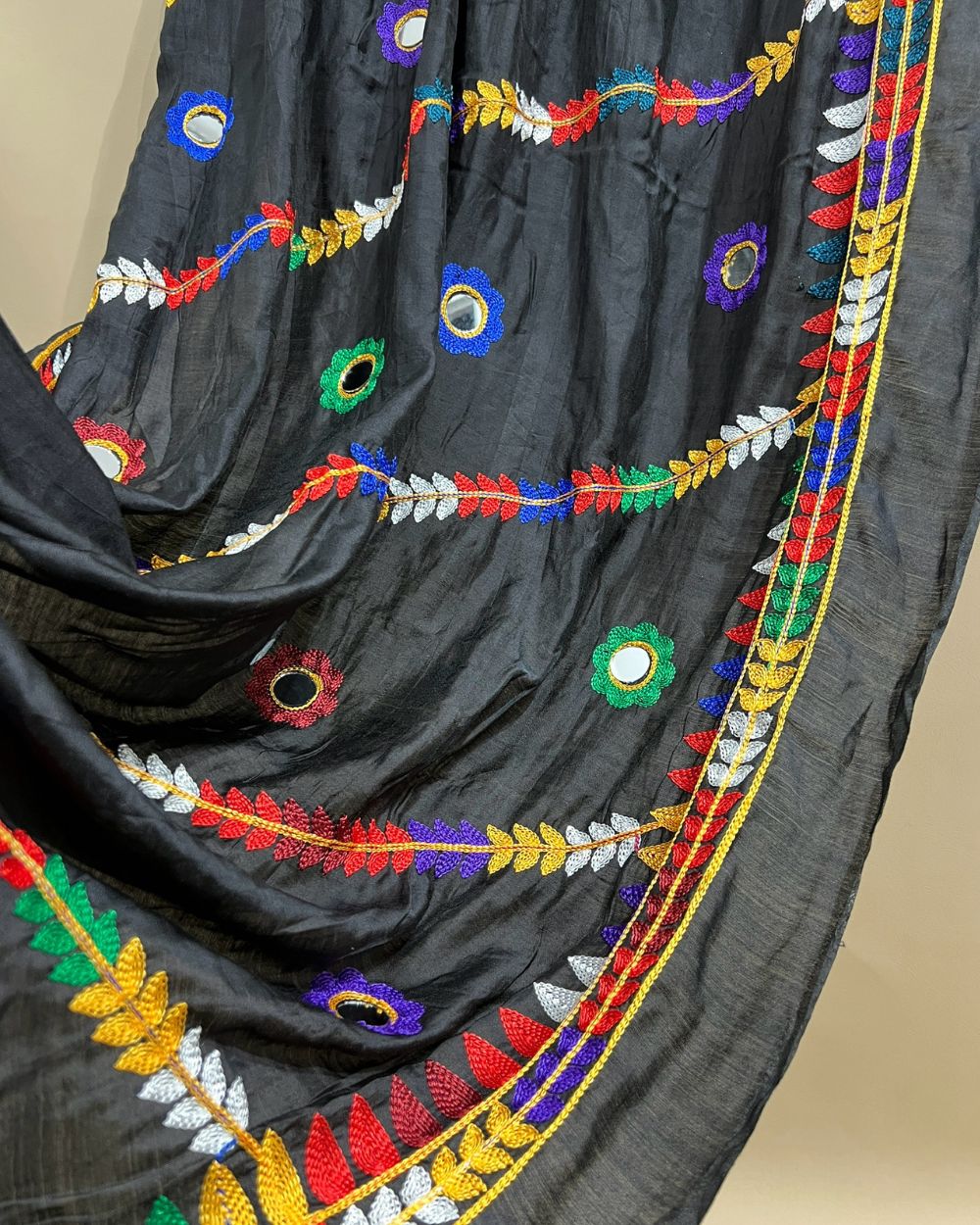 Abla Work Lagdi Patta Dupatta Art Silk Black Colour 40 Inches Width