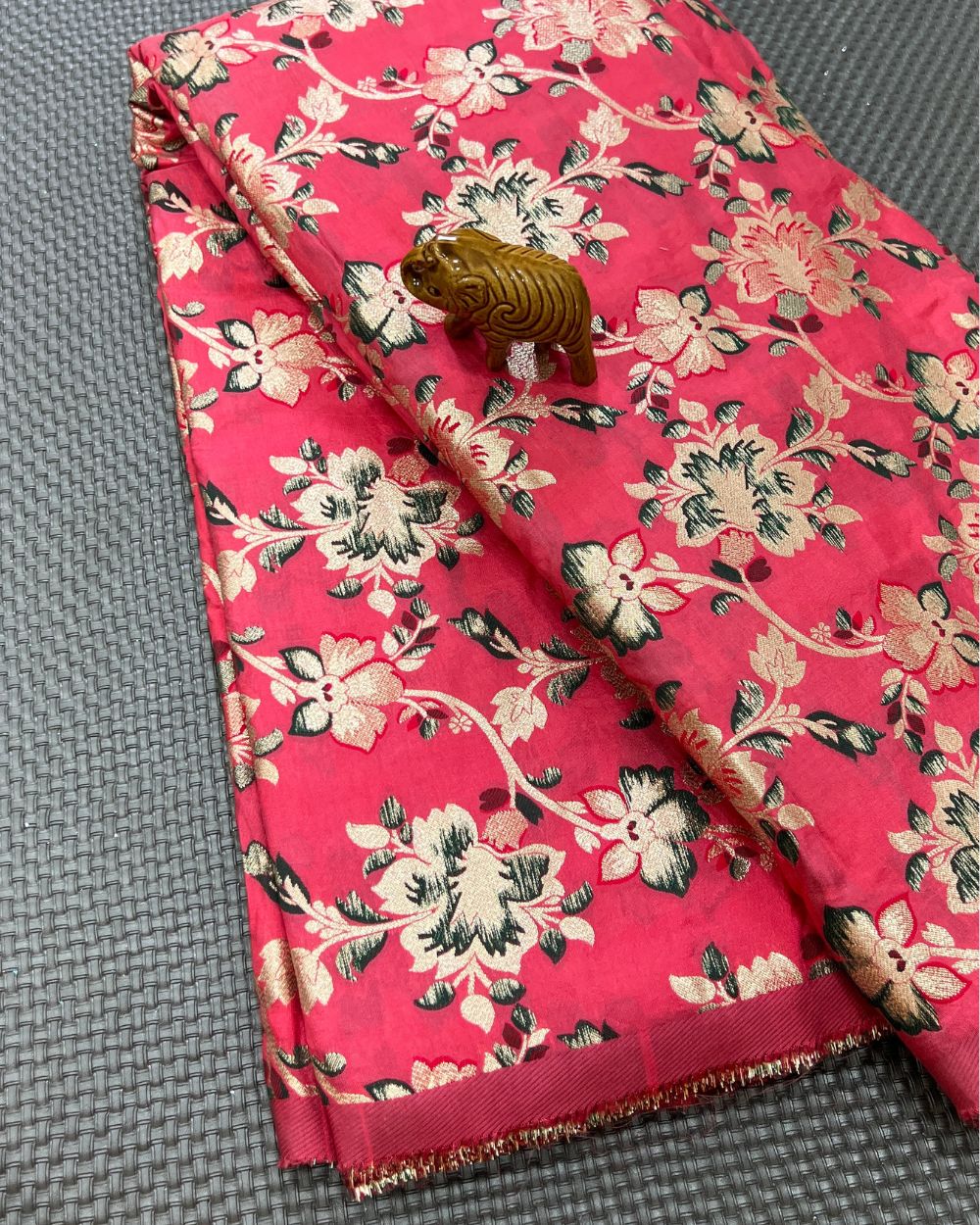 Jacquard Brocade Peach Pink Colour 45 Inches Width