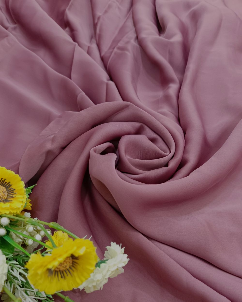Plain Burkha-Al-Nida Onion Pink Colour 52 Inches Width