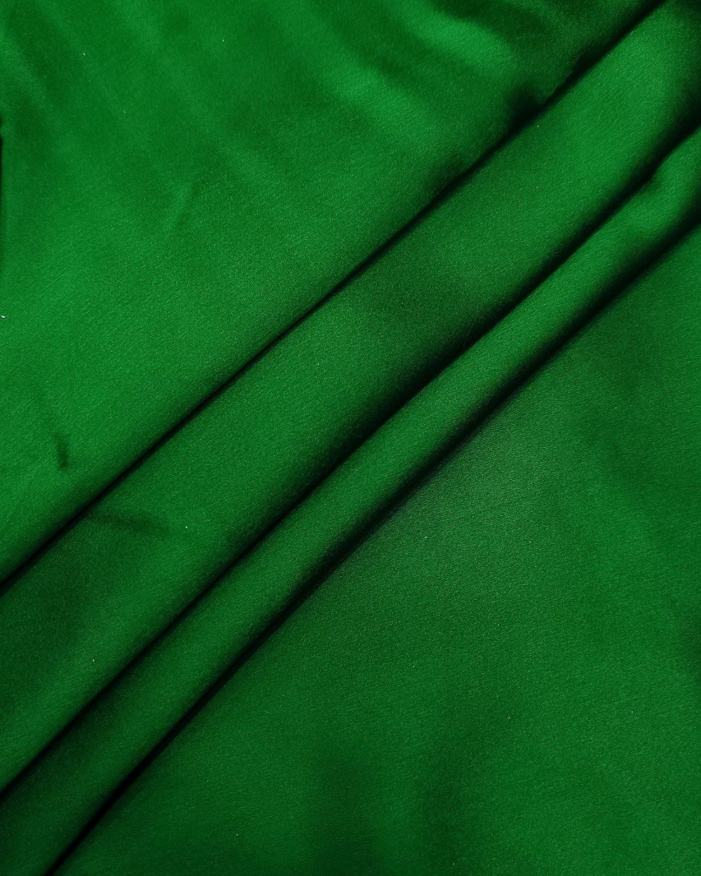 Plain Japan Satin Green Colour 42 Inches Width