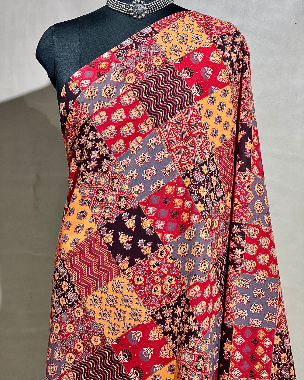 Printed Cotton Fabric Multicolor 42 Inches Width