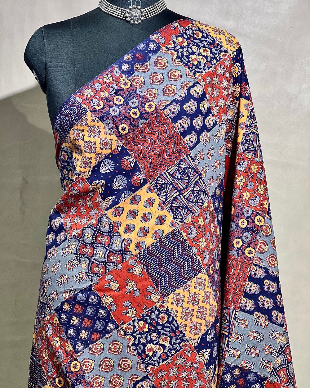 Printed Cotton Fabric Multicolor 42 Inches Width