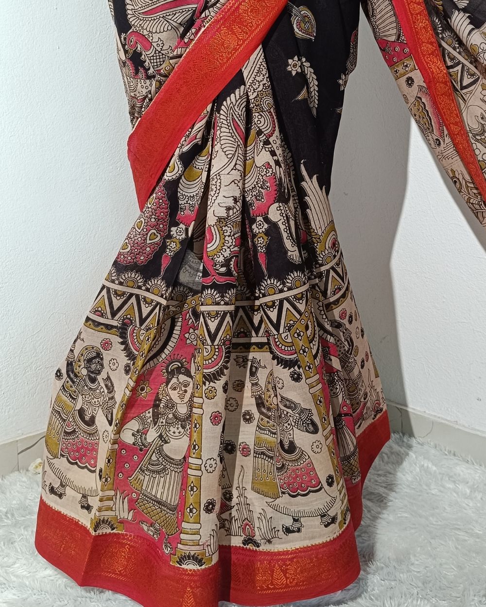 Hand Block Printed Cotton Kalamkari Saree with Blouse Piece Black Colour 46 Inches Width