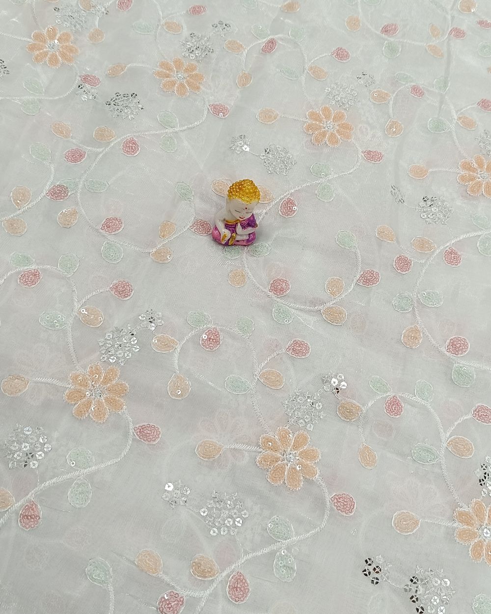 Jimmy Choo Work White Colour 43 Inches Width