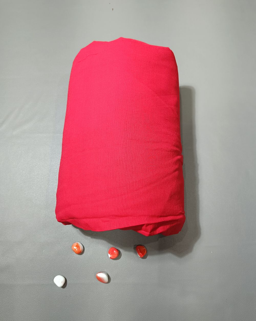 Plain Kora Cotton Red Colour 42 Inches Width