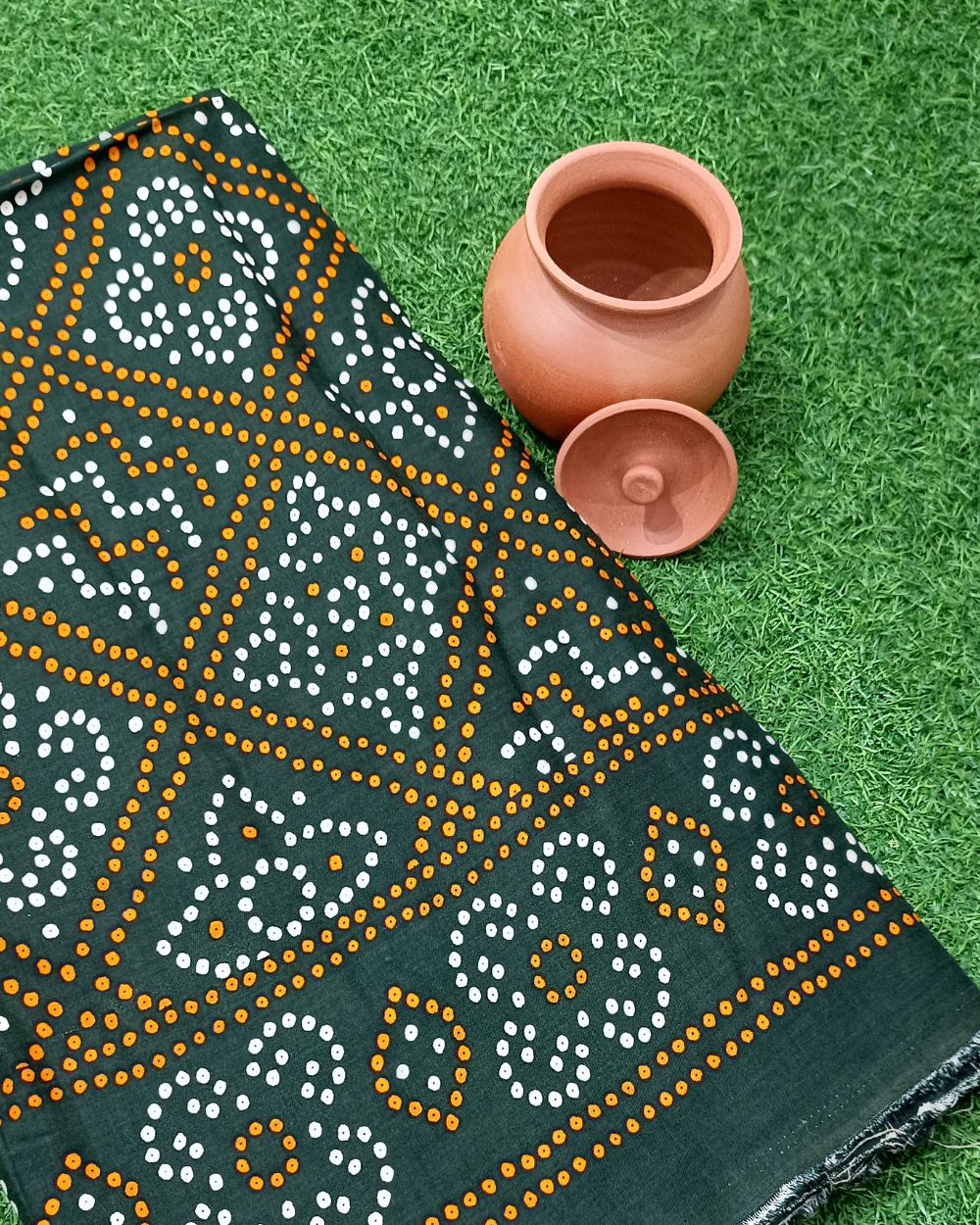 Rayon Bandhani Print Bottle Green Colour 42 Inches Width
