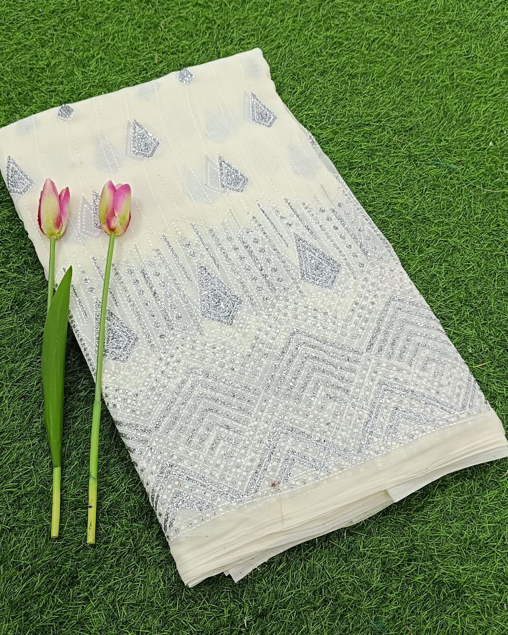 Georgette Sparkle Work Off-White Colour 44 Inches Width