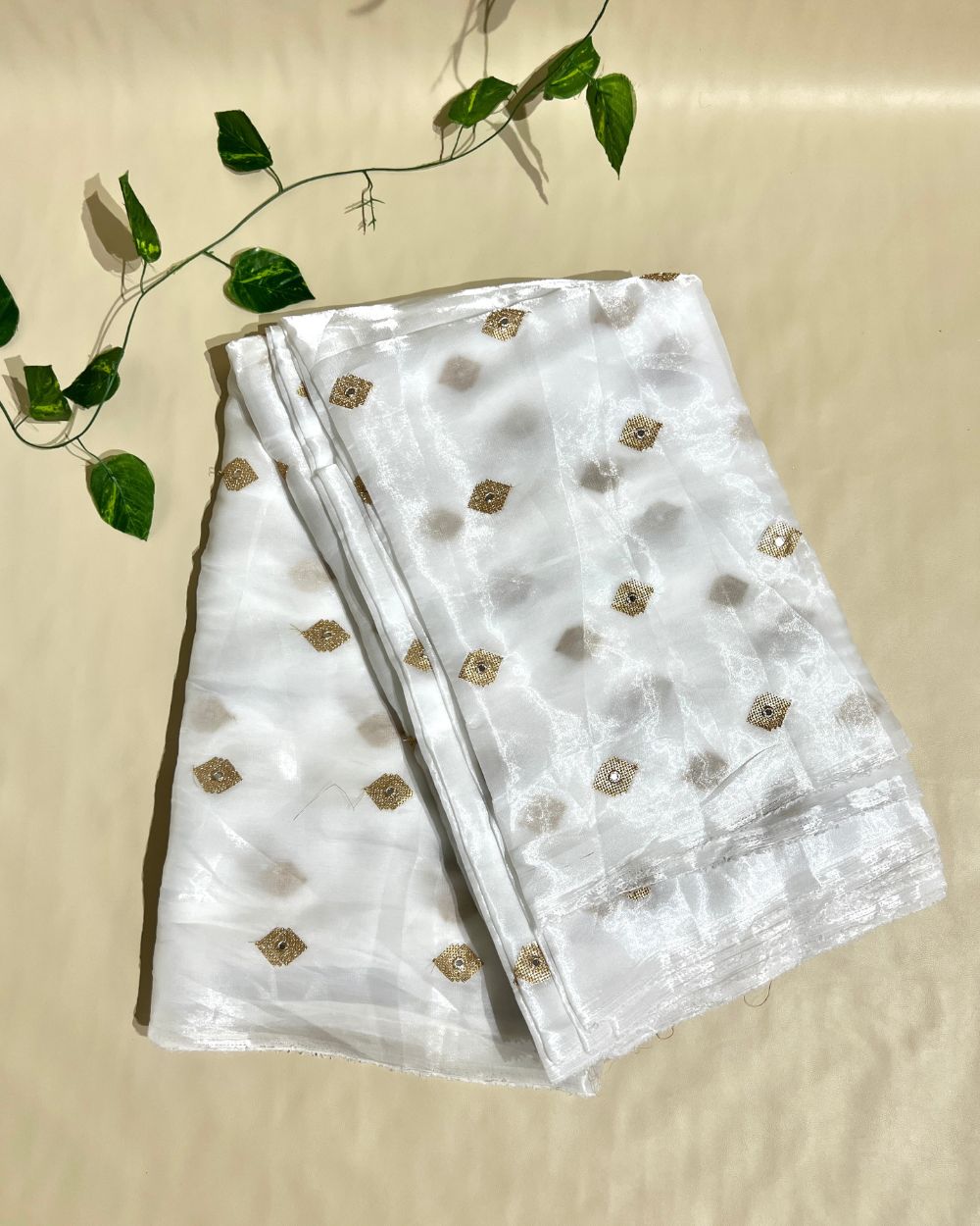 Jimmy Choo Work White Colour 45 Inches Width