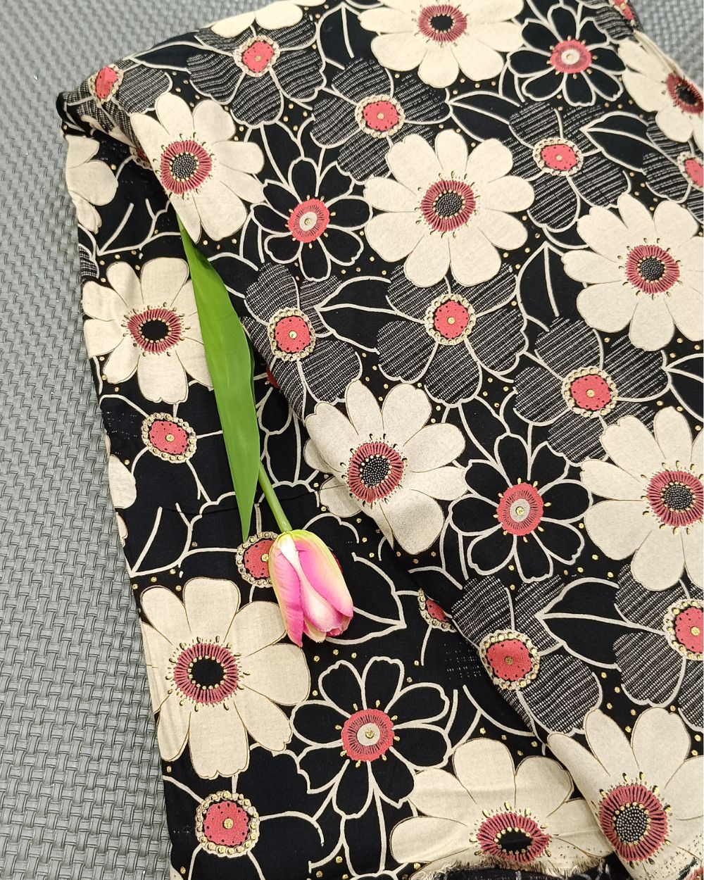 Rayon Foil Print Black Colour 42 Inches Width