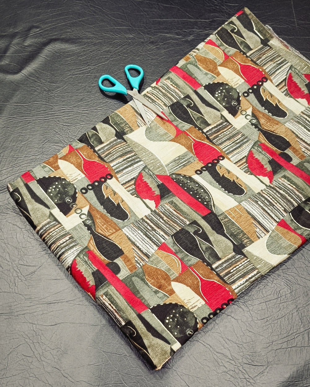 Printed Muslin Modal(Foil) Grey Colour 43 Inches Width