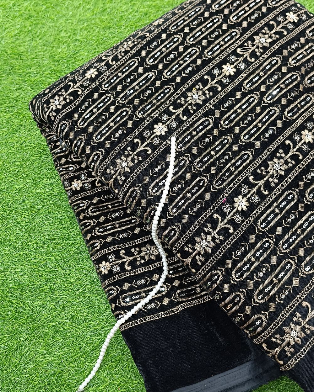 Velvet Work Black Colour 38 Inches Width