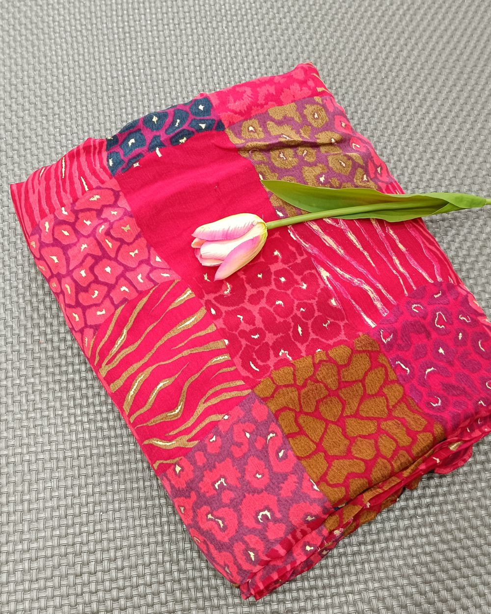 Printed Chinnon Pink Colour 42 Inches Width