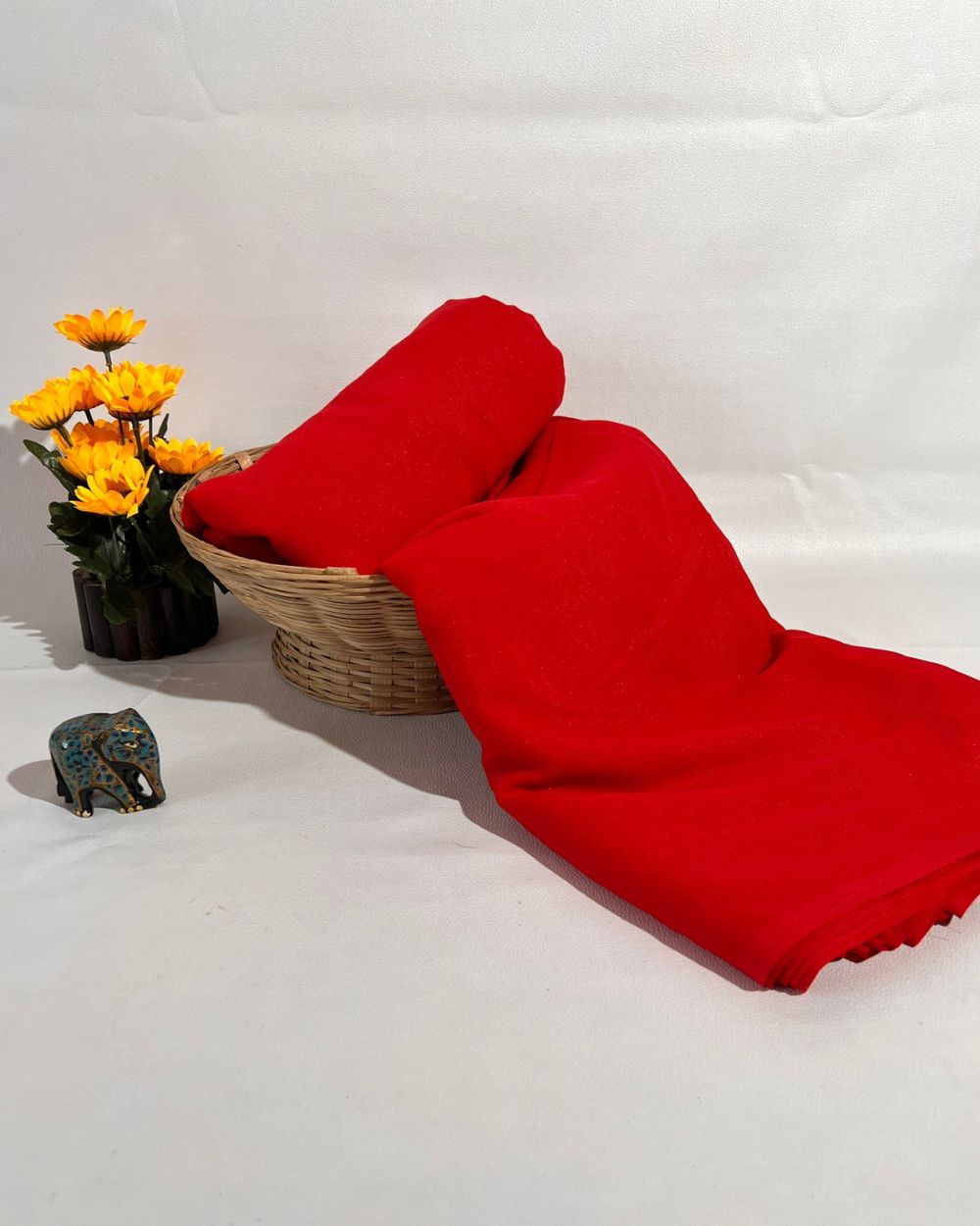 Plain Star Georgette Red Colour 44 Inches Width