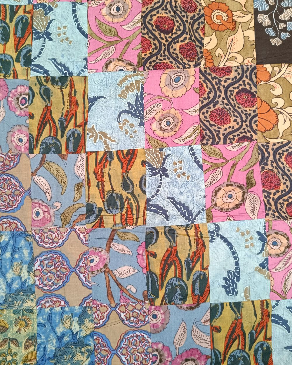 Printed Cotton  Patchwork Quilt Multicolor 42 Inches Width
