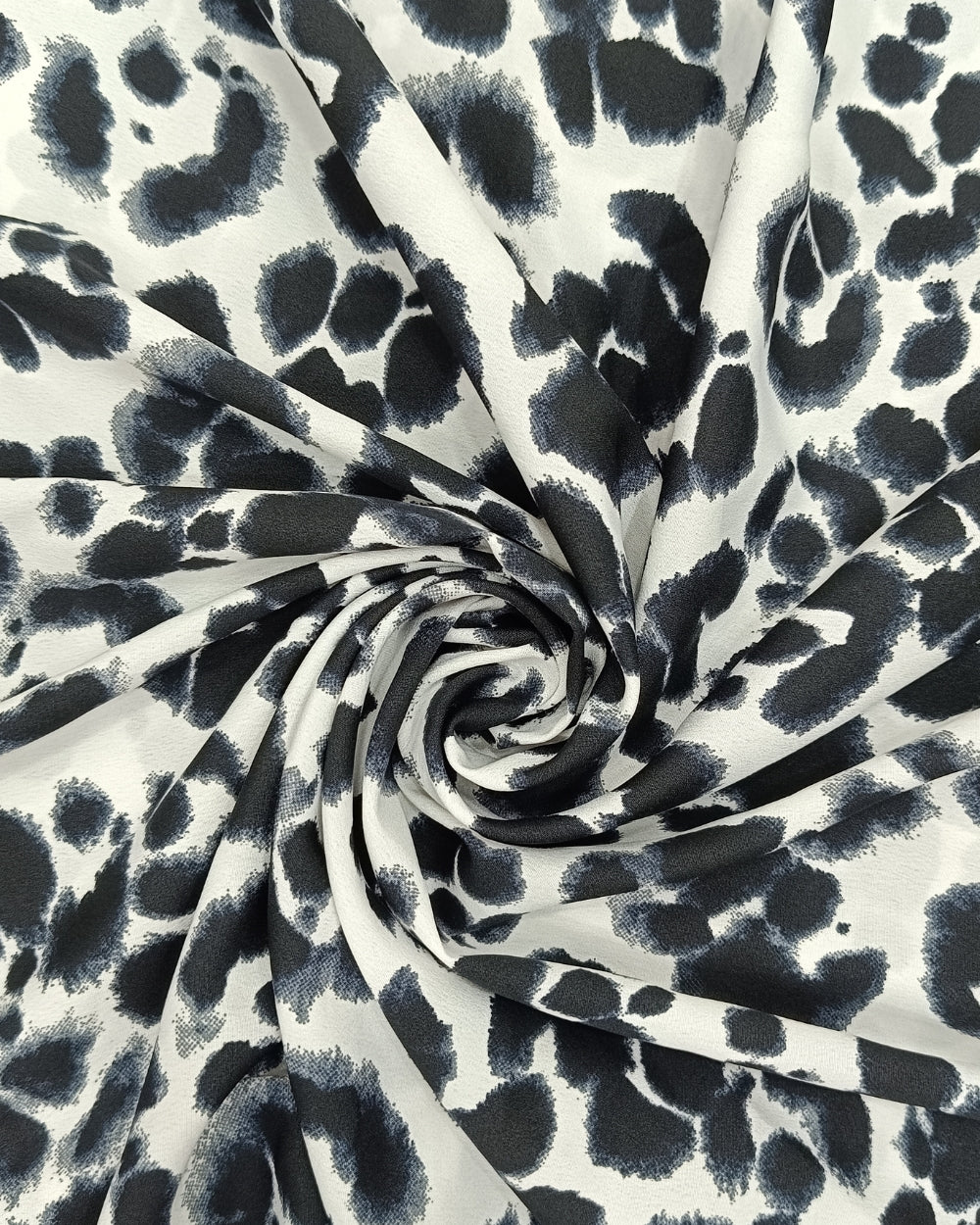 Printed Crepe Black And White Colour 44 Inches Width