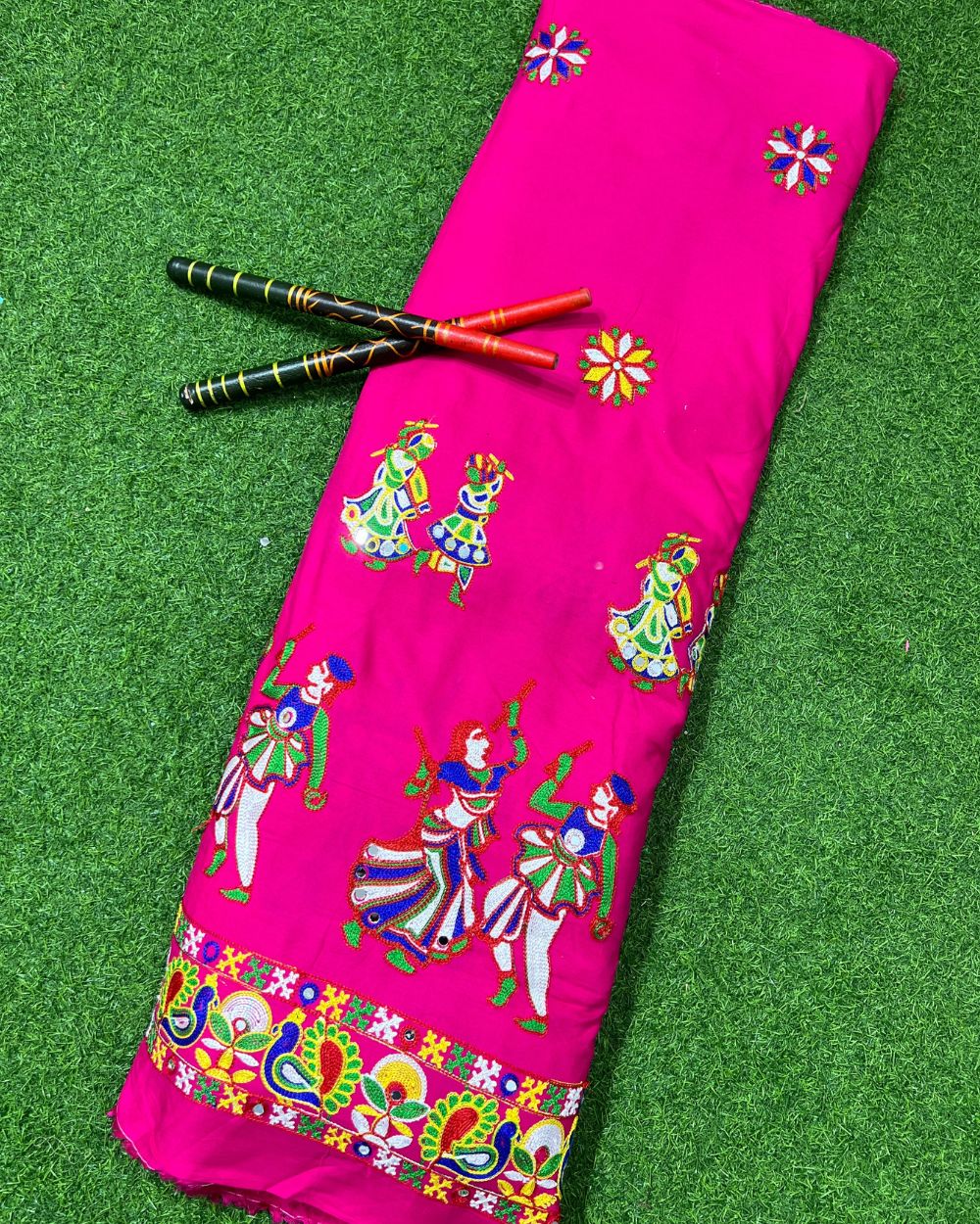 Rayon Gamthi(Rajasthani) Work Hot Pink (Multicolor) 45 Inches Width