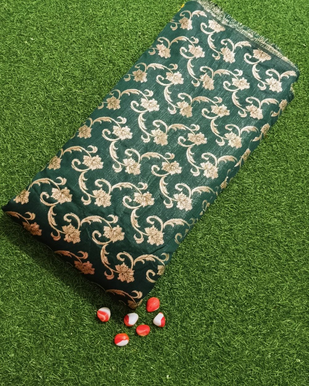 Jacquard Brocade Green Colour 44 Inches Width