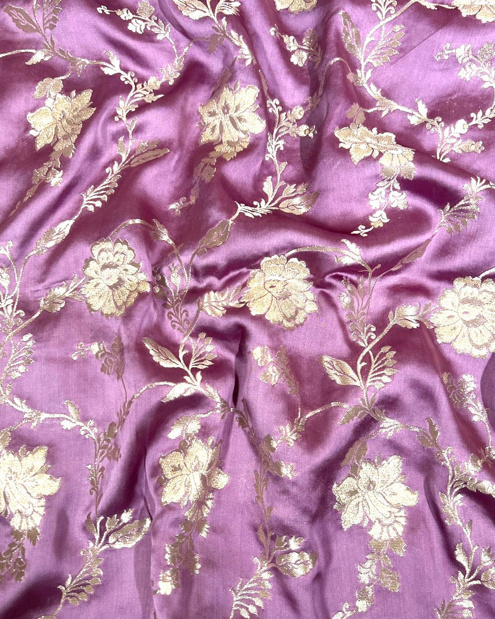 Premium Dola Silk Banarasi Pastel Lilac Colour 44 Inches Width