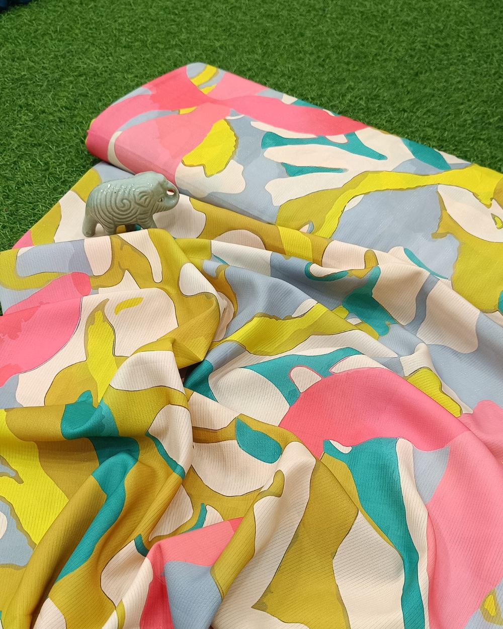 Printed Fiona La-Shimmer Multicolor 44 Inches Width